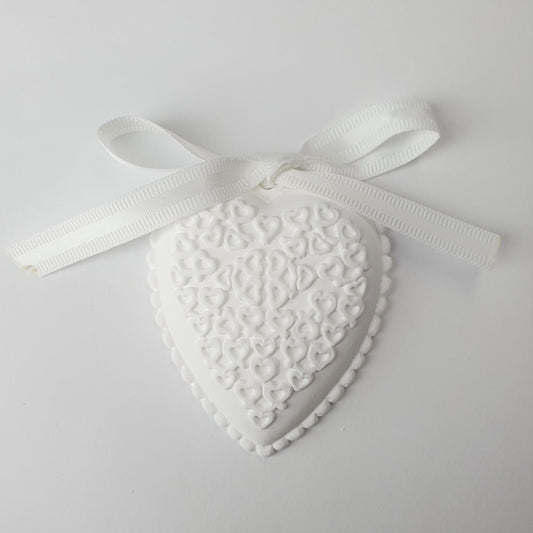 Herz Gips Viele kl.Herzen 5x5,5 cm